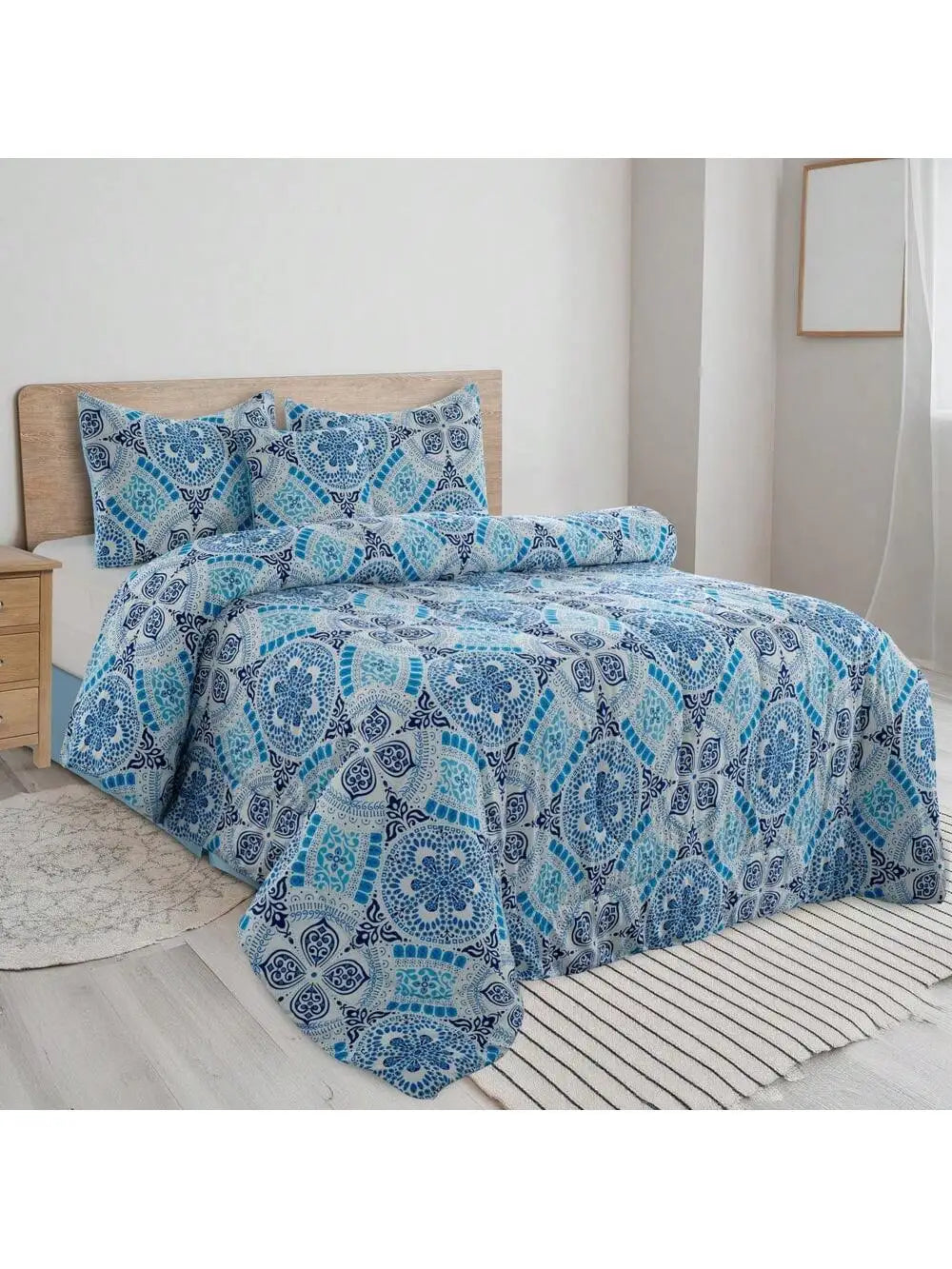 LUX Reversible 5pc Comforter Set, Microfiber Bed in a Bag, Includes 1 Comforter, 2 Pillow Shams