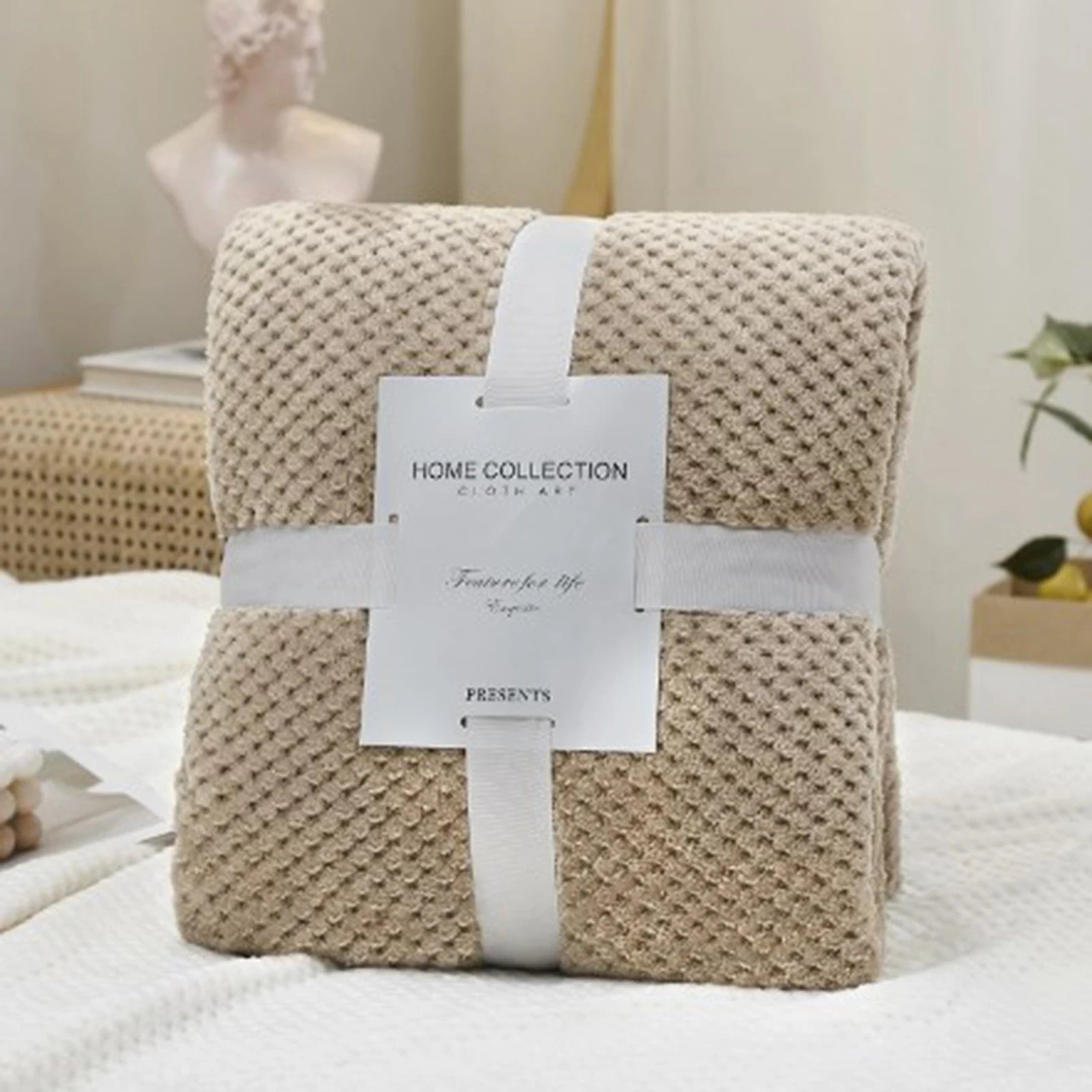 Coral Fleece Blanket, Throw Fluffy Blanket